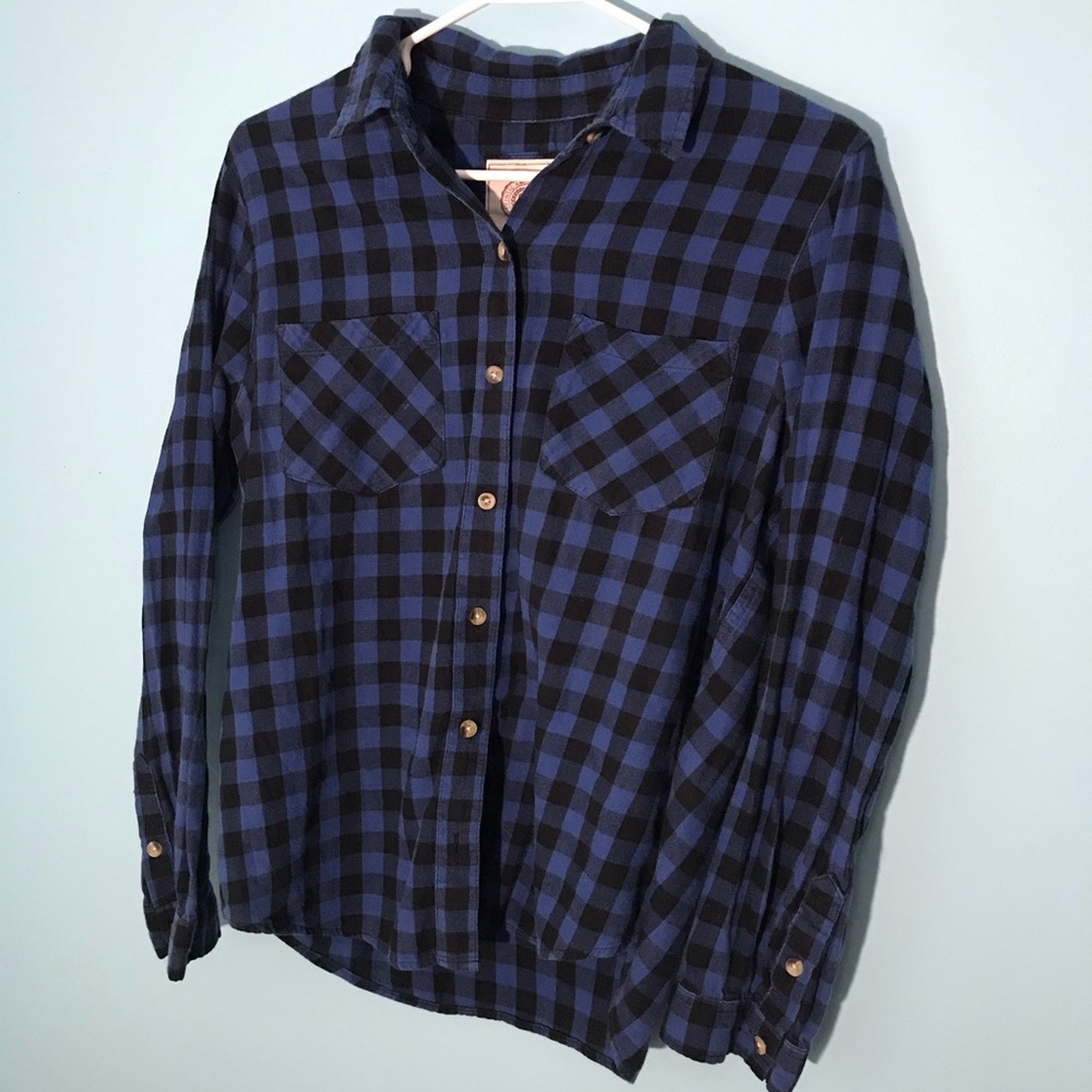 A blue and black button up flannel